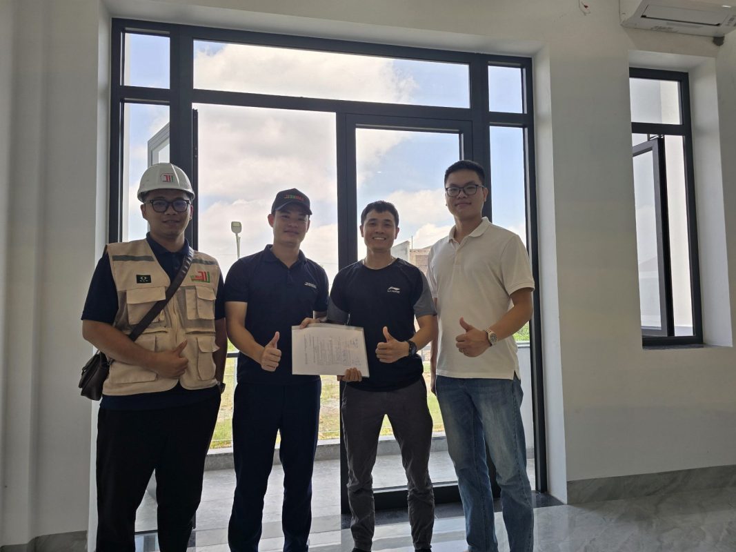 Z5629794901322 92e24b28abbe6b3c3c91fe104129e739