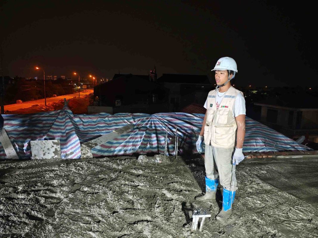 Z6745322933756 52a37f151604e83426c5fb1ea291d49c