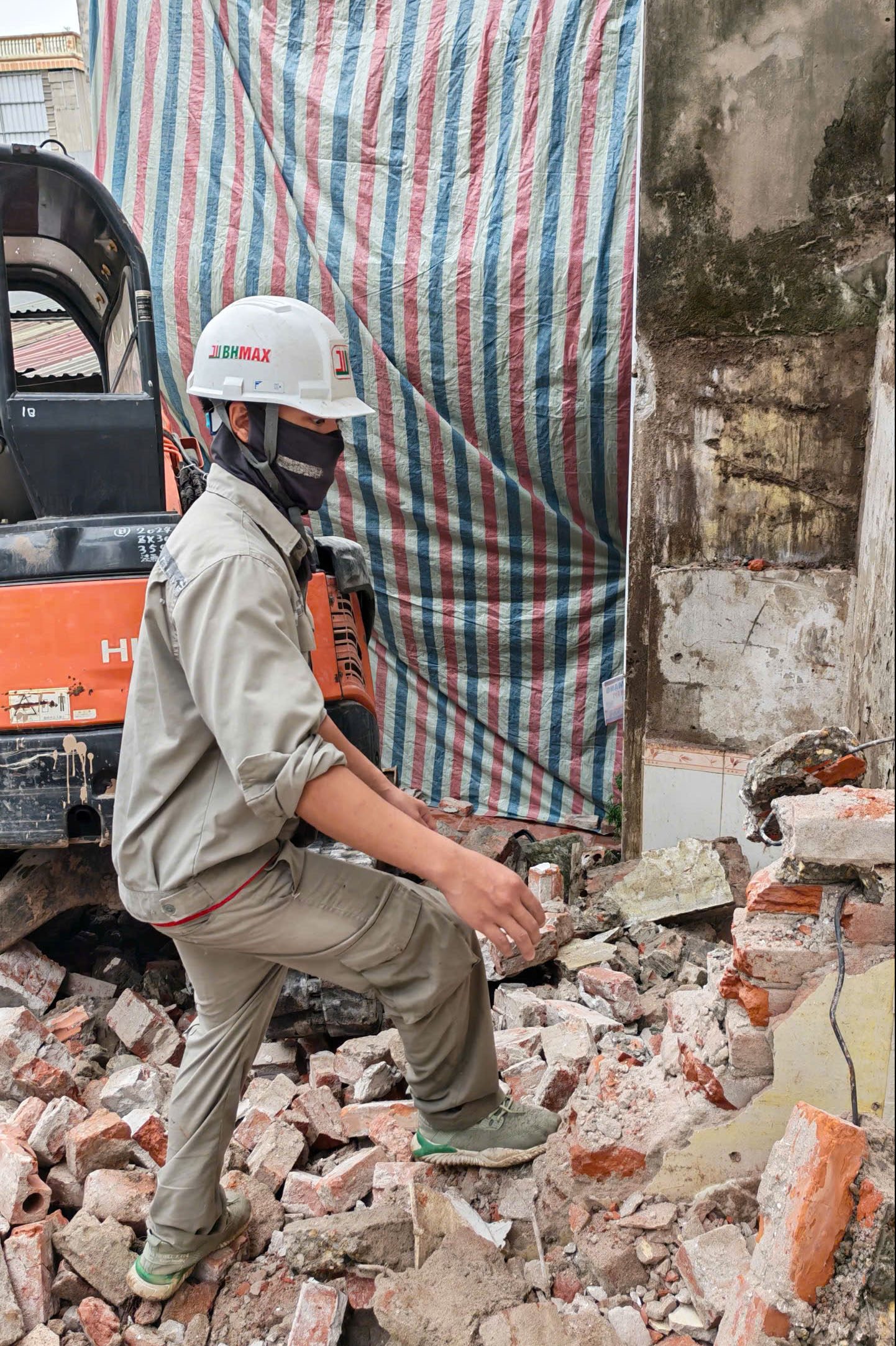 Z7730839693180 F924fa1ddf08af7ffd27d49ba24084a8